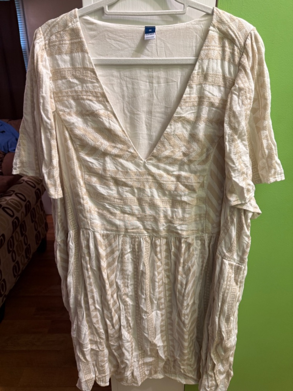 Old Navy Cream V-Neck Textured Dress